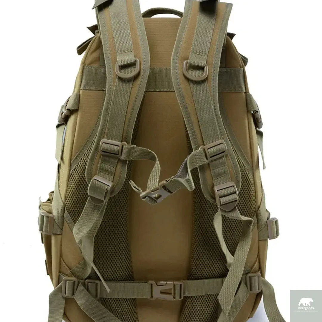 Outdoor Sports Tactics Backpack Men's Large Capacity Waterproof Hiking Backpack Beargoods