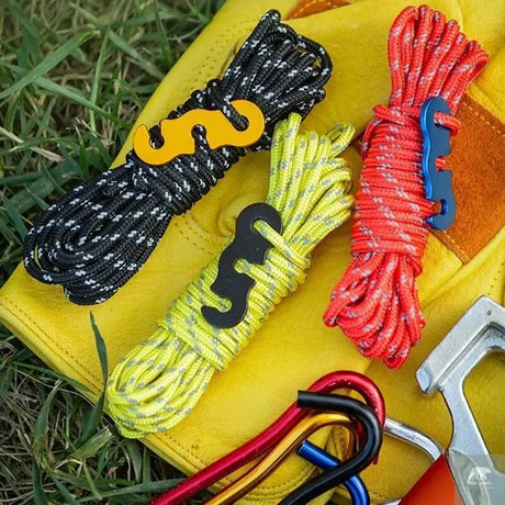 4Pcs Outdoor Guy Lines Tent Cords Reflective Camping Rope with Aluminum Guylines Adjuster Tensioner Pouch for Tent Tarp Canopy Beargoods